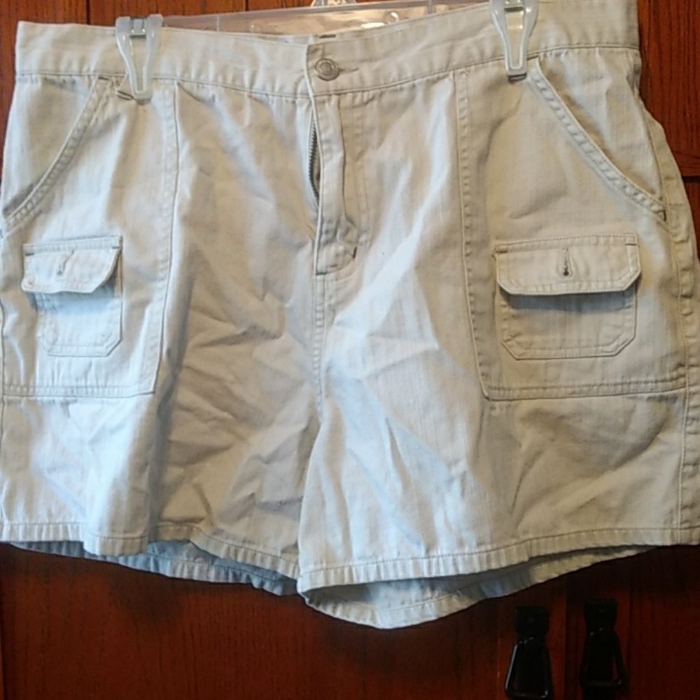 Khaki shorts